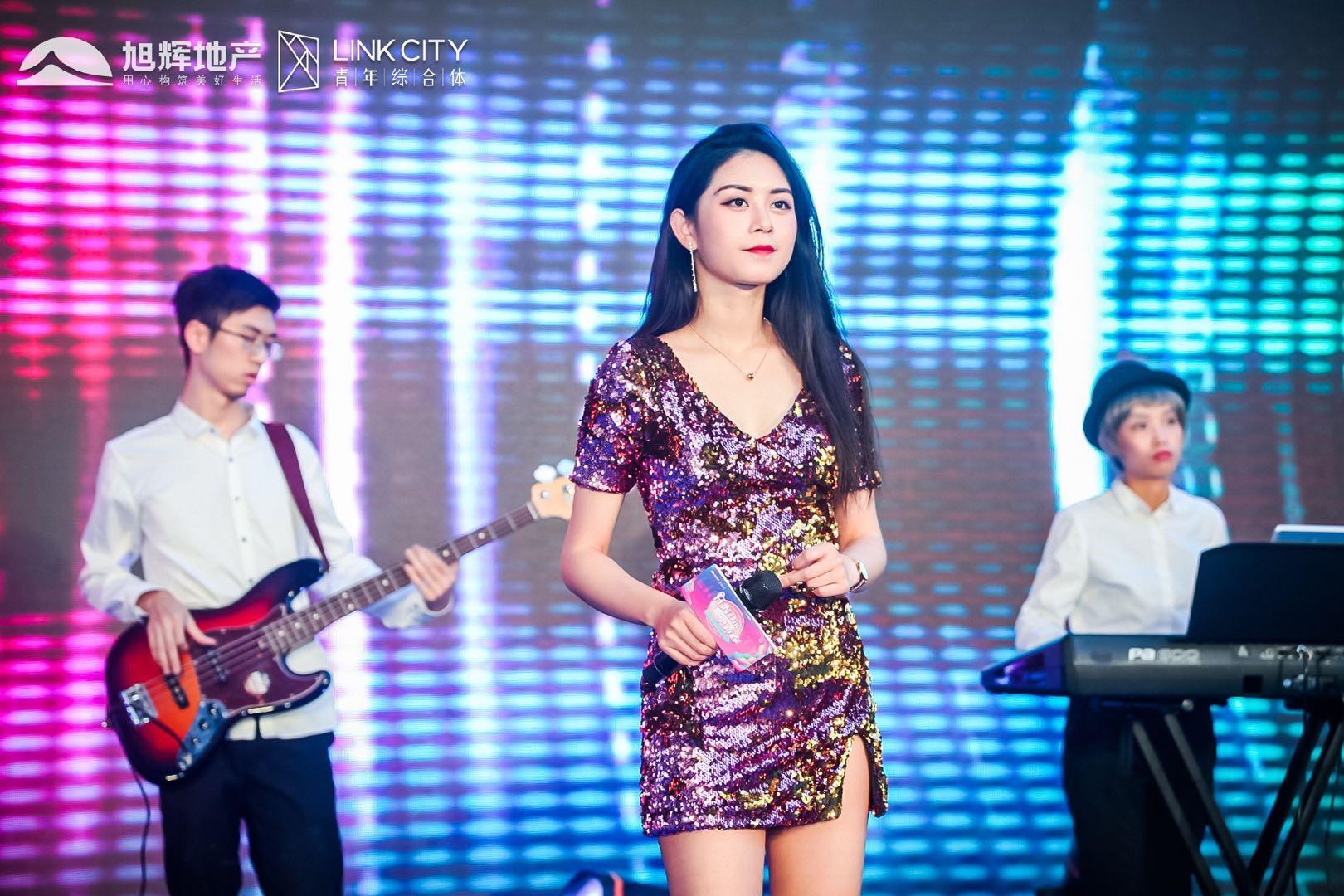 欧美丰满一区二区免费视频