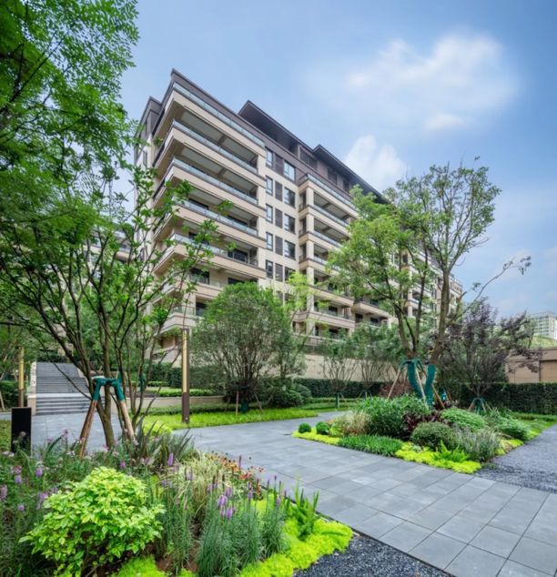 欧美丰满一区二区免费视频