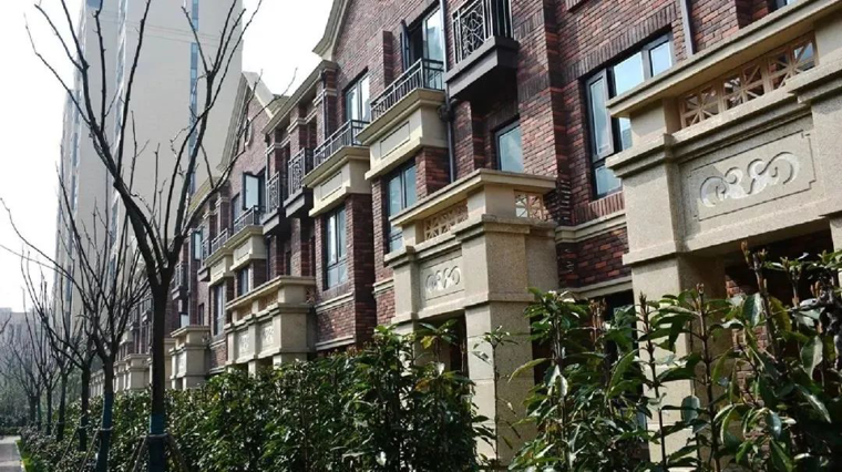 欧美丰满一区二区免费视频