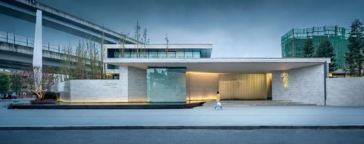 欧美丰满一区二区免费视频